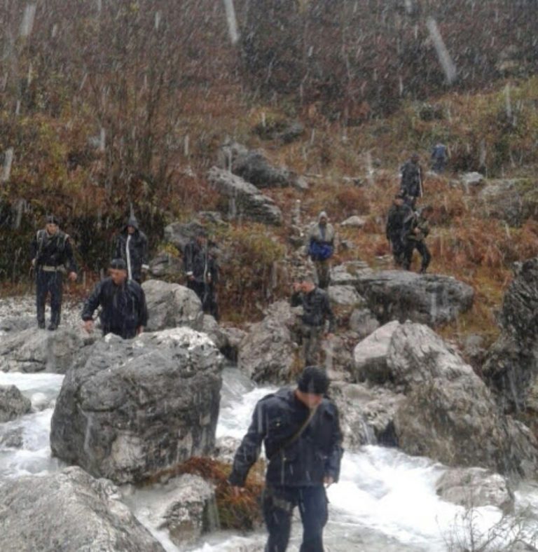 Bllokohen në borë 5 të rinj në Malësinë e Madhe, forcat e ndërhyrjes nisen drejt tyre