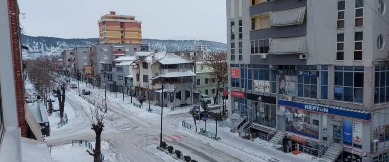 Ngrinë edhe Elbasani. Probleme në fshatra