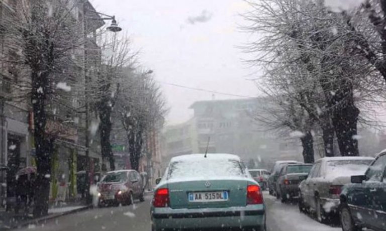 “Termometri do shkojë -10 gradë në këtë zonë”, sinoptikania: Nga java tjetër erë e ftohtë, ngrica e temperatura shumë të ulëta. Ja kur pritet borë në Tiranë