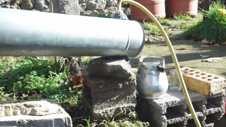 Rakia, “helmi” i shqiptarëve, studimi: Përmban plumb, bakër dhe etanol. Ja çfarë thonë pijedashësit