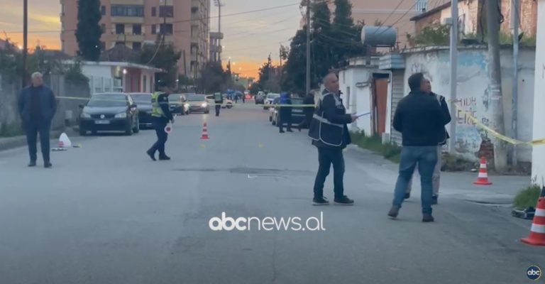 Vriten dy persona me armë zjarri në Kavajë