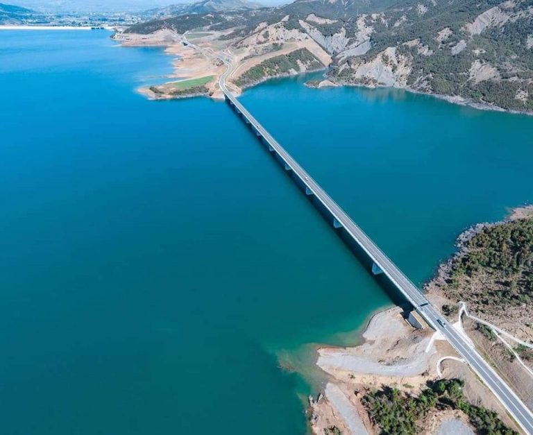 Liqeni i Banjës në Gramsh, pamje fantastike në këto ditë marsi