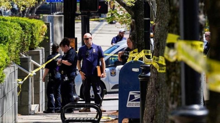 Do të pushohej nga puna, 25-vjeçari transmeton live në Instagram vrasjen e kolegëve të bankës