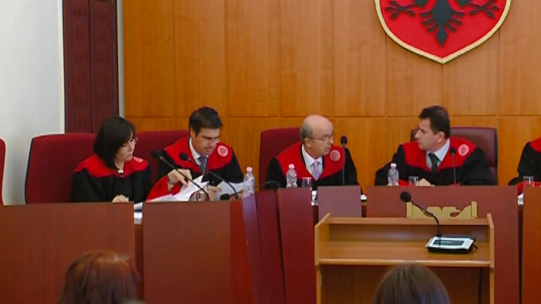 Ekspertizat e vonuara/ Prokurorët dhe gjyqtarët e shkarkuar nën hetim nga SPAK