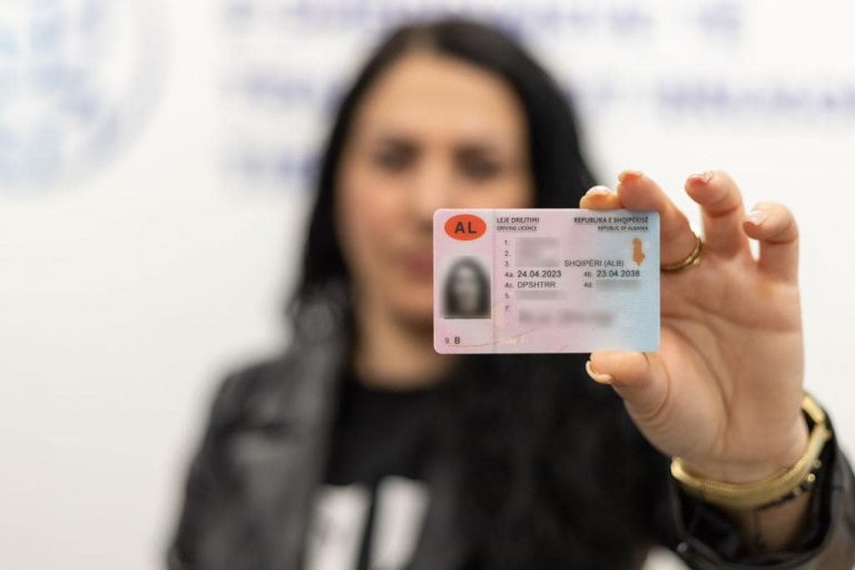 Zgjatjet  afati i vlefshmërisë së lejes së drejtimit nga 10 në 15 vjet.