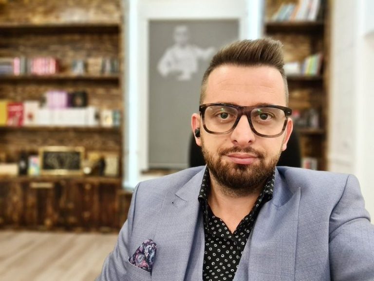 Goditet Erion Isaji!