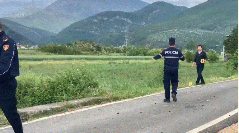 Aksident me vdekje , i mituri në timon përplas  60-vjeçarin