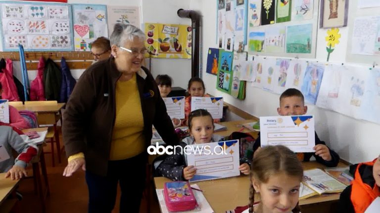 Anglezja e dashuruar me Librazhdin, ka ardhur në 1995 në vendin tonë