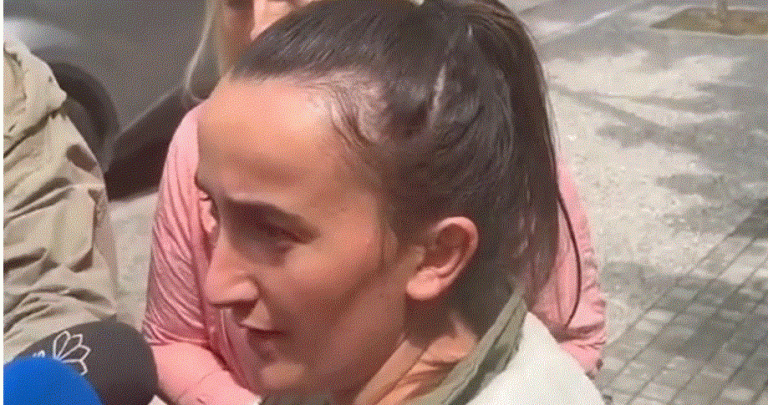 “Kishte radhë te kasa”, 22 vjeçarja që la foshnjën në makinë për Pazar, dënohet me burg në Greqi