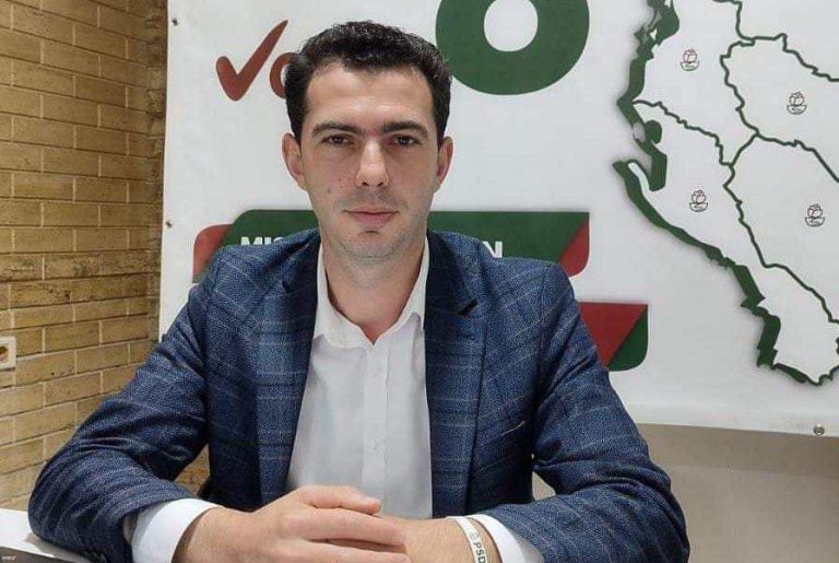 Demokracia po na del pak me barrë nga mali i Tiranës e karkaleci i Librazhdit!