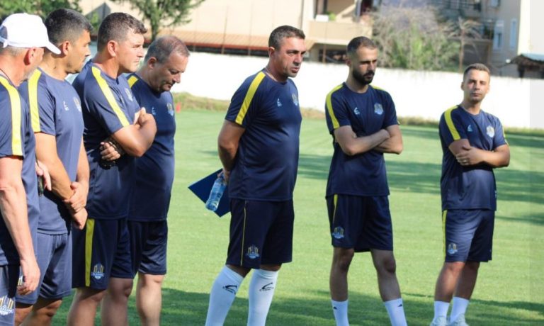 Jo vetëm Nevil Dede, Elbasani prezanton stafin teknik (EMRAT)