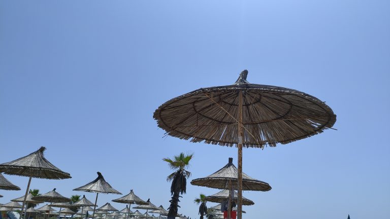 Ekstremet priten sot dhe nesër/ Meterologia Porja: Vala e të nxehtit deri në mesin e javës tjetër