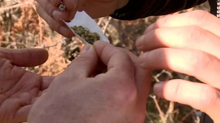 Droga mes të miturve/ Rriten përdoruesit mes adoleshentëve në qytetet e mëdha