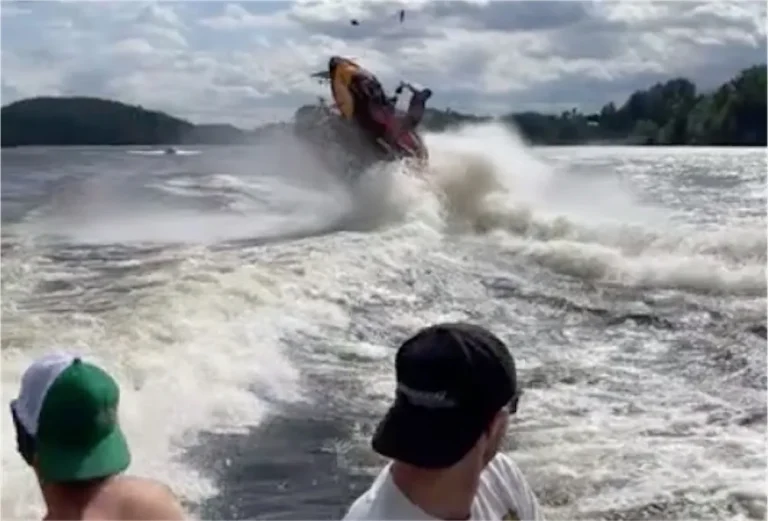 U përplas me jet ski në plazhin e Llamanit 4 ditë më parë, ndërron jetë te Trauma 16-vjeçari