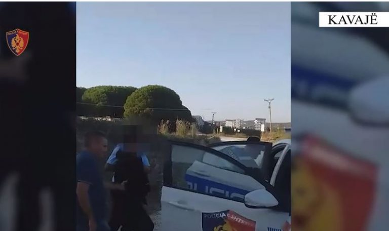 Arrestohen dy burra në Cërrik, rrahën grat!