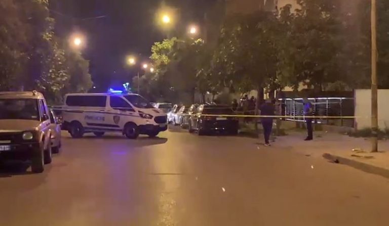Të shtëna me armë në Tiranë/ Qëllohet drejt një patrulle të “Shqiponjave”, plagoset polici (EMRI)