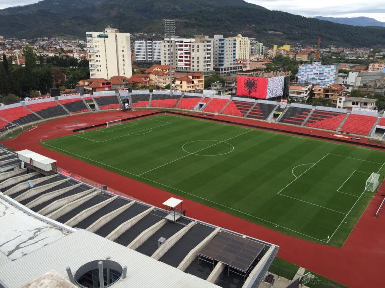 Katër ndeshje për 6 ditë, në Elbasan i druhen fushës/ Ja situata me stadiumin