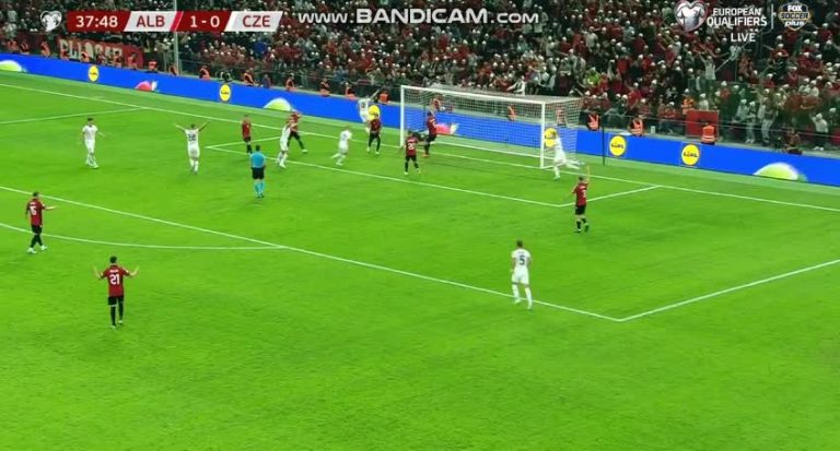 Shqipëria shënon golin e 3-të (video)