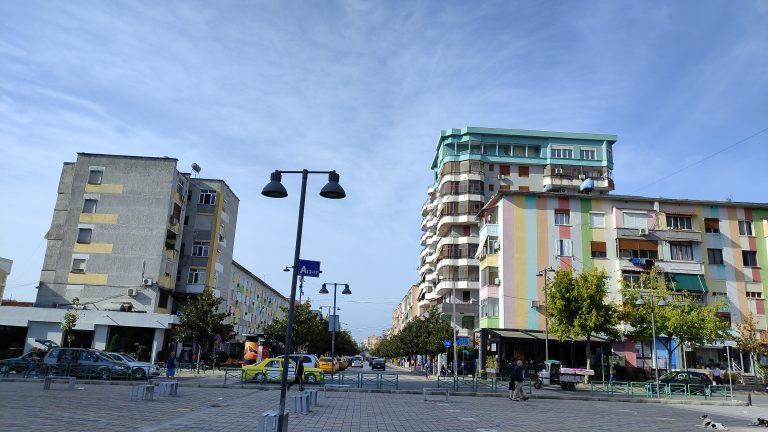 UKE Elbasan kërkon rritje të tarifave të ujit për qytetarët elbasanas!ERRU rrëzon aplikimin