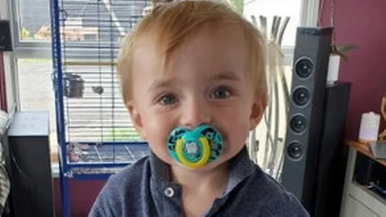 Vrasin djalin 18 muajsh! Brenda një nate i shkaktuan 70 dëmtime dhe i dhanë kokainë