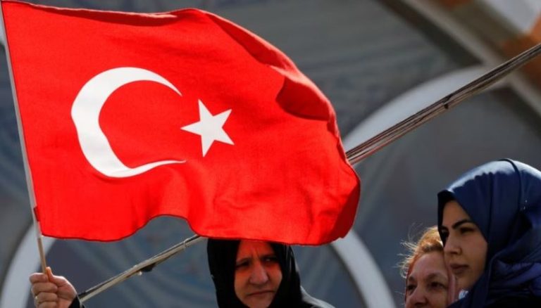 Pas polemikave fetare, Turqia gjobit serialin e njohur televiziv