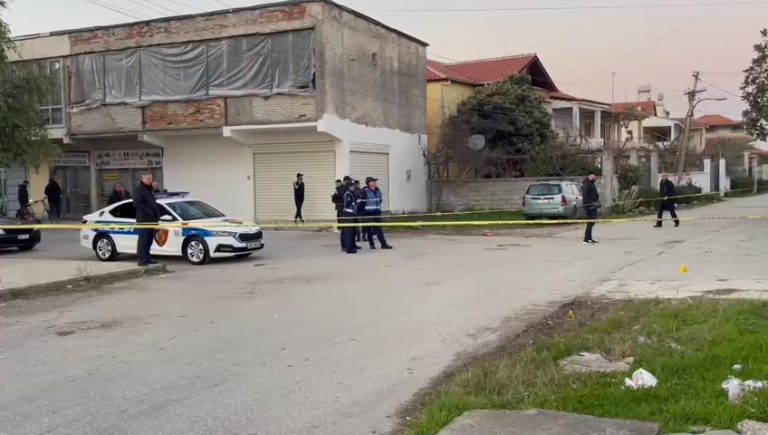 Fier/ Të shtëna me armë zjarri në Fermë-Çlirim, qëllohet ndaj një biznesi! Policia në kërkim të autorit (EMRI