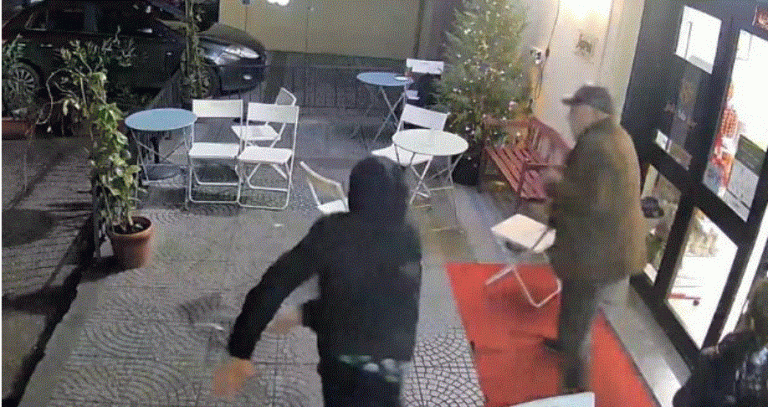 I kërkoi të largohej, shqiptari acarohet dhe sulmon me hanxhar pronarin e një lokali në Itali