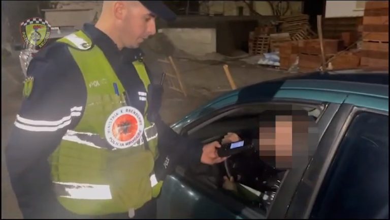 Elbasan/ Gjatë muajit Janar arrestohen 27 drejtues mjetesh