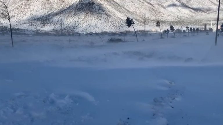 Situata pas reshjeve të dendura të dëborës, e bllokuar rruga Librazhd-Steblevë