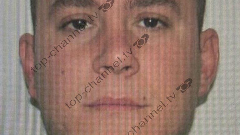 Në kërkim nga Prokuroria e Elbasanit, shqiptari i akuzuar për vrasje pranon ekstradimin nga Anglia