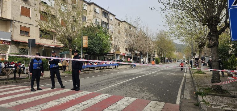 Elbasan/ Rrethohet vendi ku u vra Pjerin Xhuvani (Video)