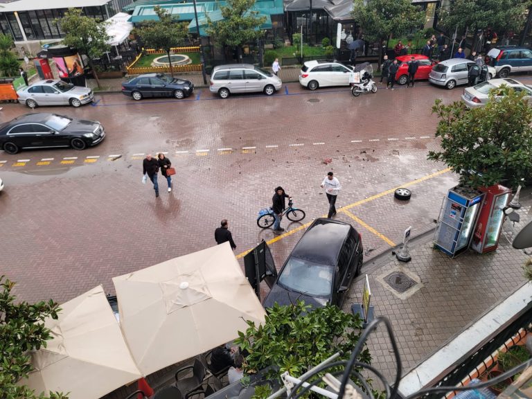 Elbasan/ Shkaktoi aksidentin në qendër të qytetit,arrestohet 21 vjeçari