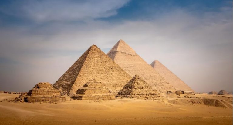 Shkencëtarët pretendojnë se kanë zgjidhur misterin pas piramidave të Egjiptit