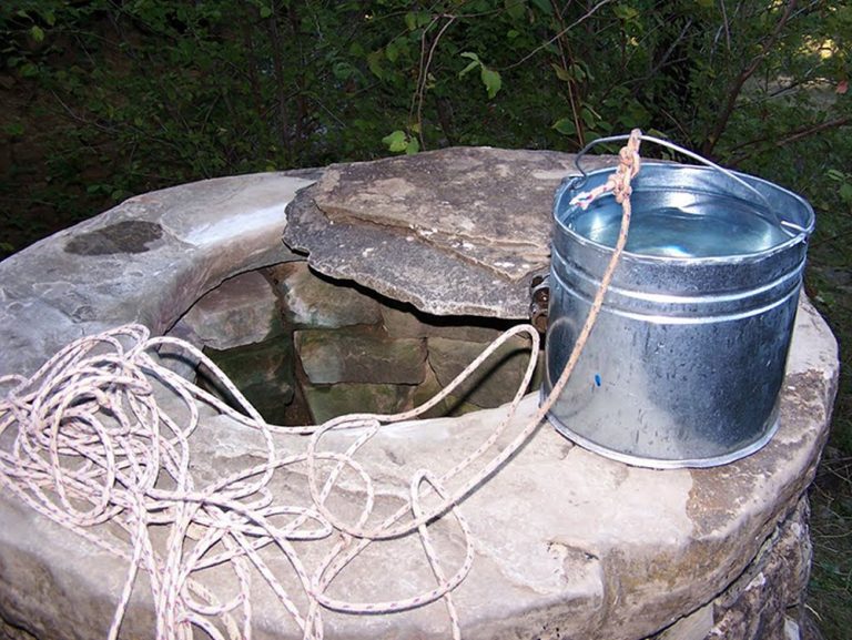 Tragjike në Gramsh/ Po punonin për hapje pusi por dheu zë poshtë njërin