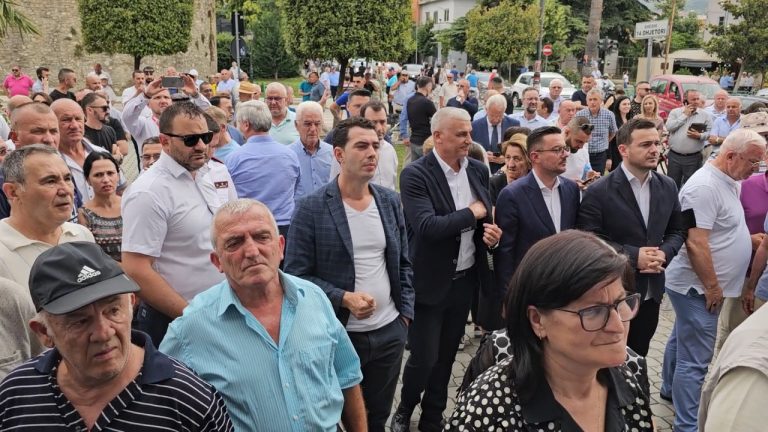 Elbasan/ Homazhe për ish-kryebashkiakun Qazim Sejdini