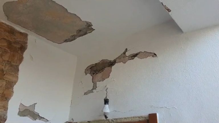 Tritoli në pallatin në Elbasan/ 26 vjeçari në gjendje të rëndë te Trauma, zbulohet identiteti. Objektiv ishte…