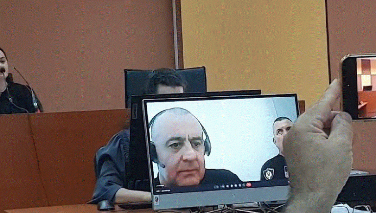 Foli në seancë në gjykatën e Elbasanit. Dritan Dajti kërkon korrektesë