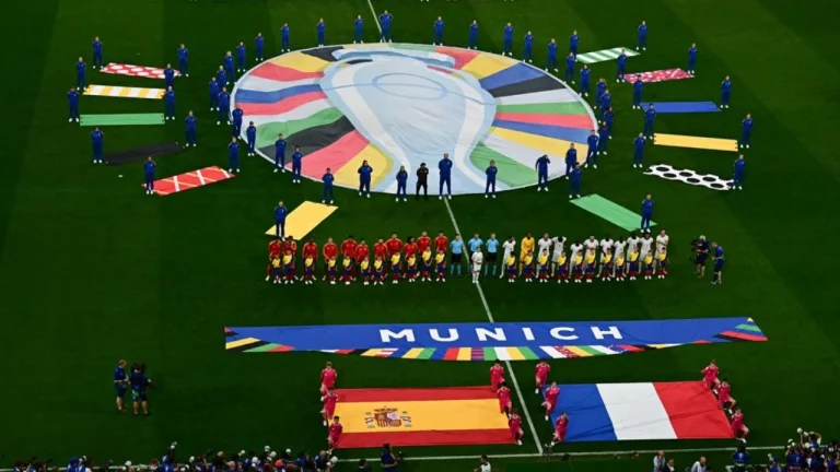 Kolo Muani shënon golin e avantazhit per Francen