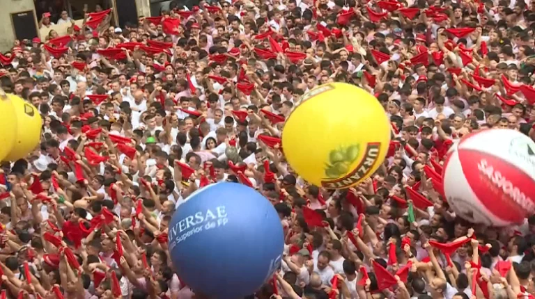 Çmenduria e festivalit të përvitshëm të San Fermin, rinis në Pamplona të Spanjës (fotot)