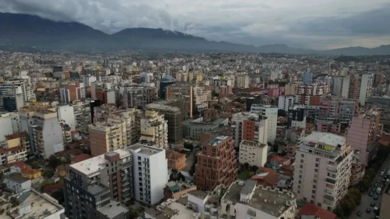 Hyn në fuqi ligji për rivlerësimin e pronave, procesi nis pas 5 shkurtit