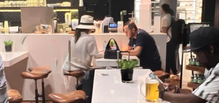 Harron Elbasanin. Ervin Salianji “arratiset” nga Shqipëria me Grida Dumën,, kapen mat në aeroportin e Frankfurtit