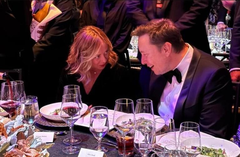 “Global Citizen Award 2024”, Musk i dhuron Melonit çmimin: Është më e bukur brenda se jashtë