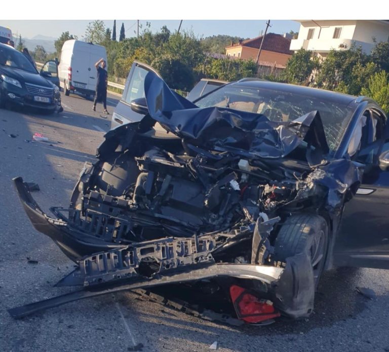 Aksident në aksin Elbasan-Tiranë pranë “llixhave”