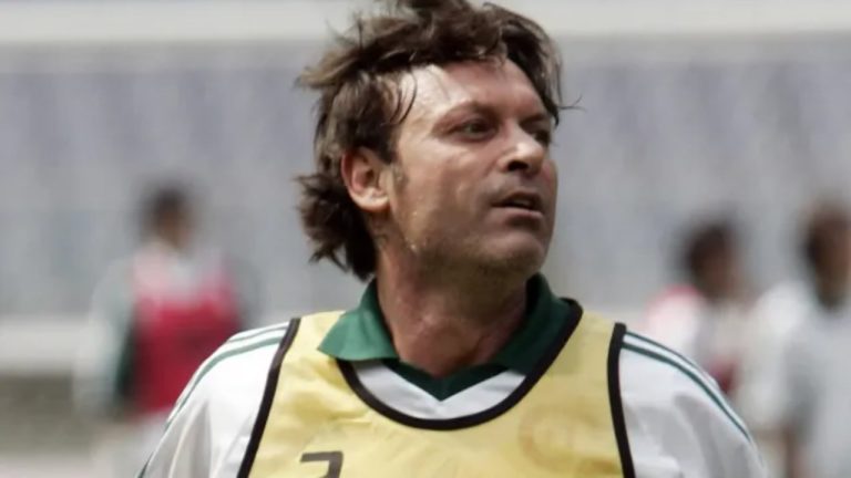 Bota e futbollit në zi, ndahet nga jeta në moshë të re ish-sulmuesi i Juventusit dhe i Interit