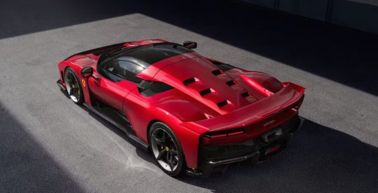 Ferrari prezanton makinën më të fuqishme të historisë së tij