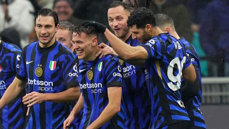 Asllani shënon gol spektakolar direkt nga goditja e këndit