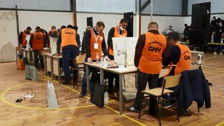 Tre mbështetës të Partisë Socialiste deklarohen fajtorë për blerje votash