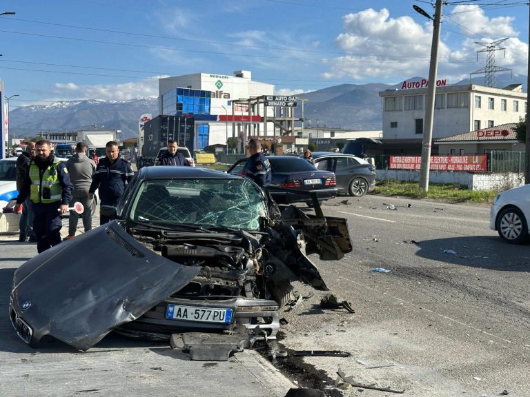 Aksidenti në Elbasan! Policia jep detaje (VIDEO)