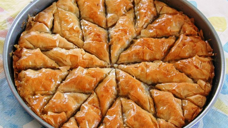 Faktet Që Nuk i Dinit Për Bakllavanë E Festave