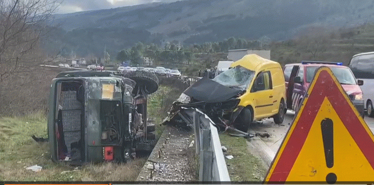Aksident në Gjirokastër, dyshohet për dy viktima